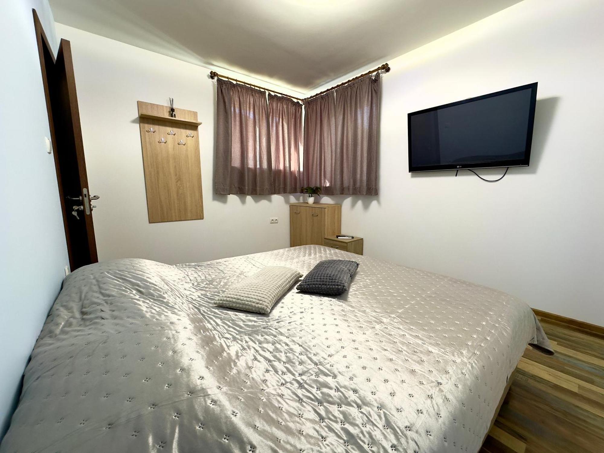 Navial 1 Hotel กาโบรโว ภายนอก รูปภาพ